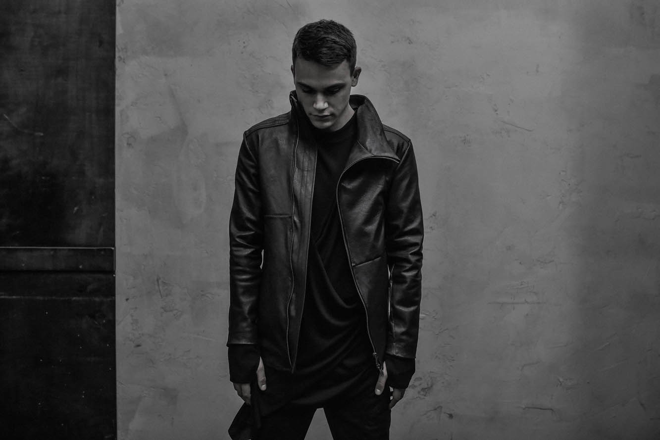 Atelier Silhouettes | Collection Within