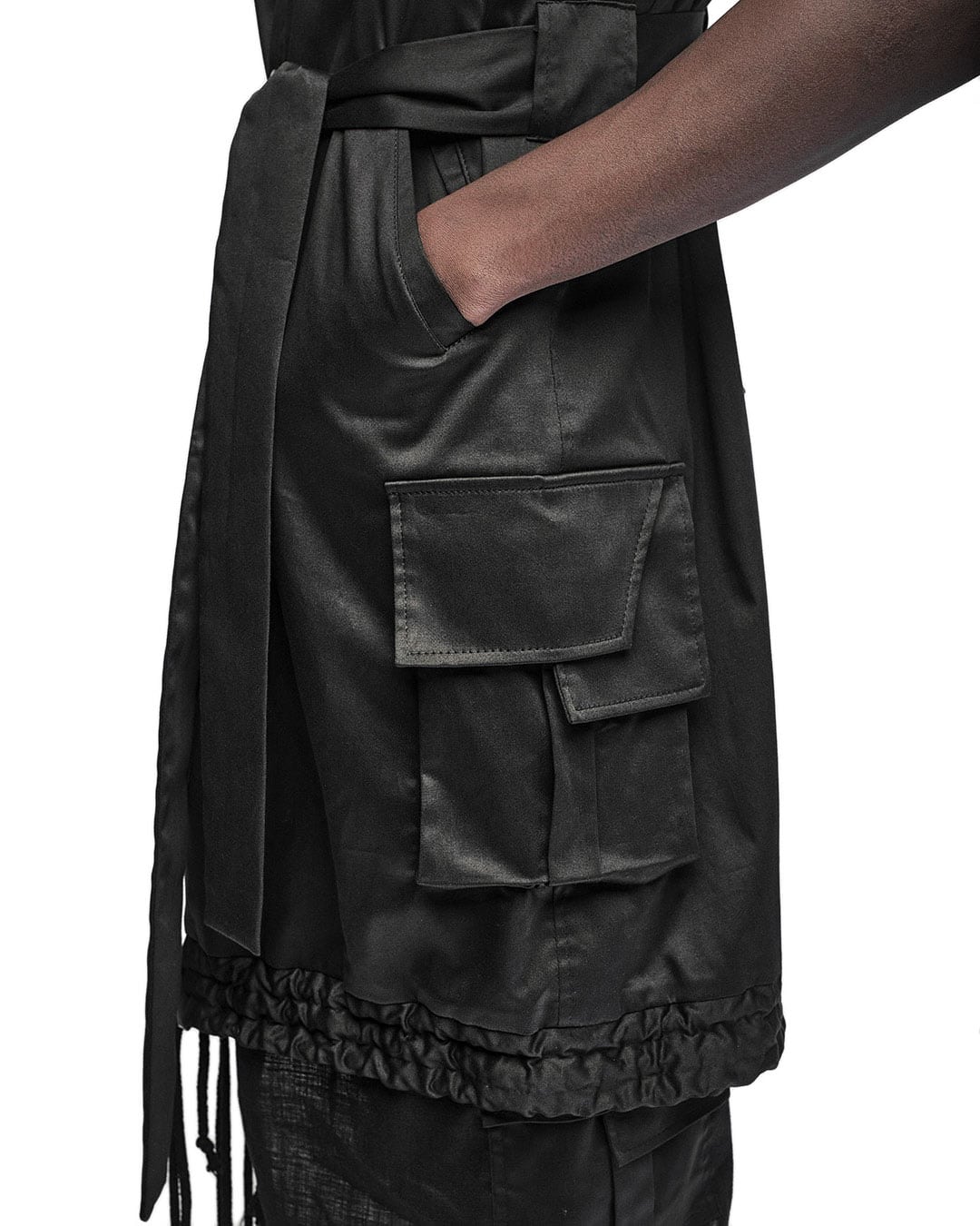 MINOAR - Hooded Cargo Sleeveless Wrap Jacket, Men's black cotton jacket with cargo pocket detail - 7