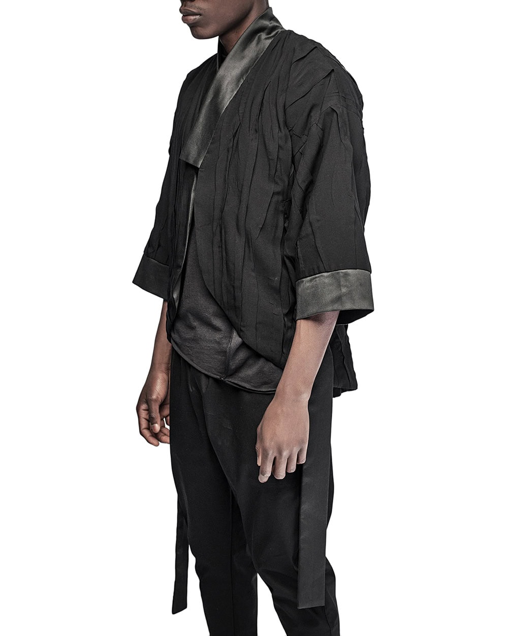MINOAR - Linear Crushed Technique Kimono Jacket, Men's black cotton jacket with Crushed texture - 7
