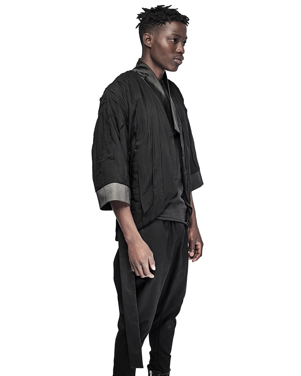 MINOAR - Linear Crushed Technique Kimono Jacket, Men's black cotton jacket with Crushed texture - 5