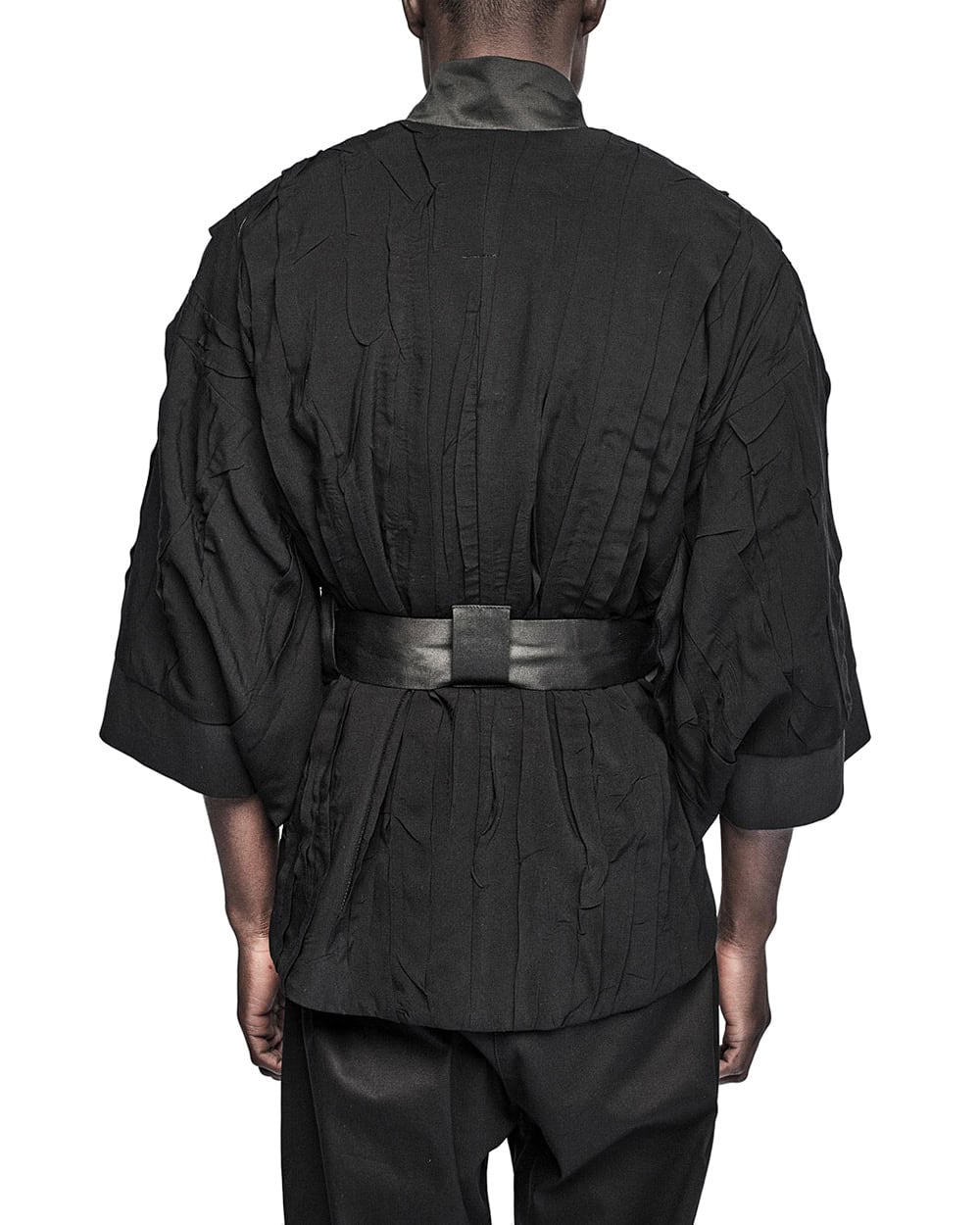 MINOAR - Linear Crushed Technique Kimono Jacket, Men's black cotton jacket with Crushed texture - 8
