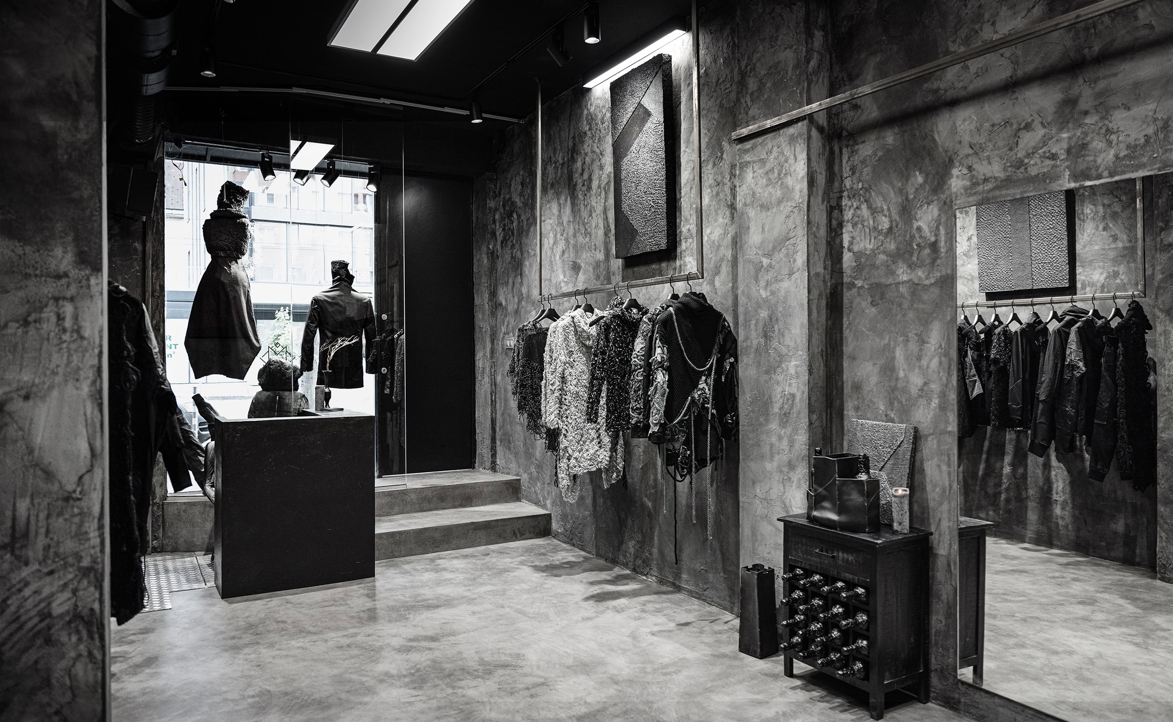 minoar-clothing-flagship-concept-store-ban