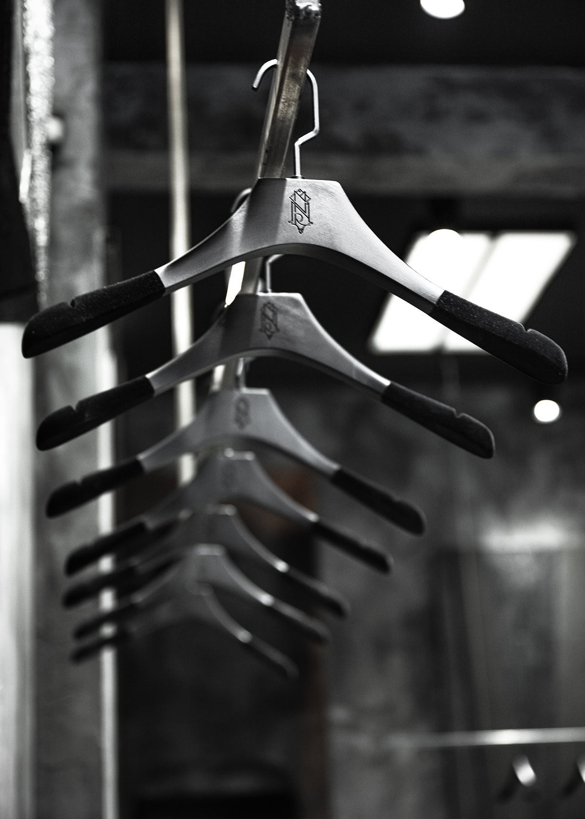 minoar-flagship-space-visuals-(24)