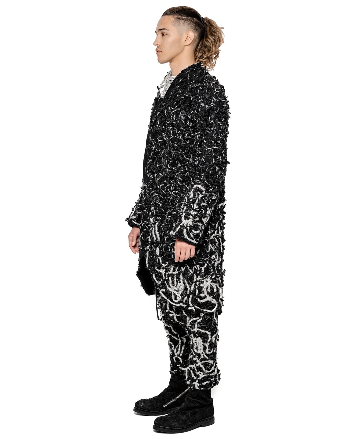 MINOAR - Phase Fiber Bond Dark Blend Coat, Men's black wool coat with Fiber-Bond texture - 5