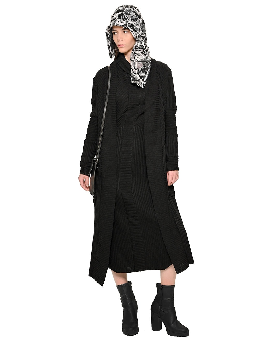 Aspect Fiber Patchwork Head Mask - Image 7