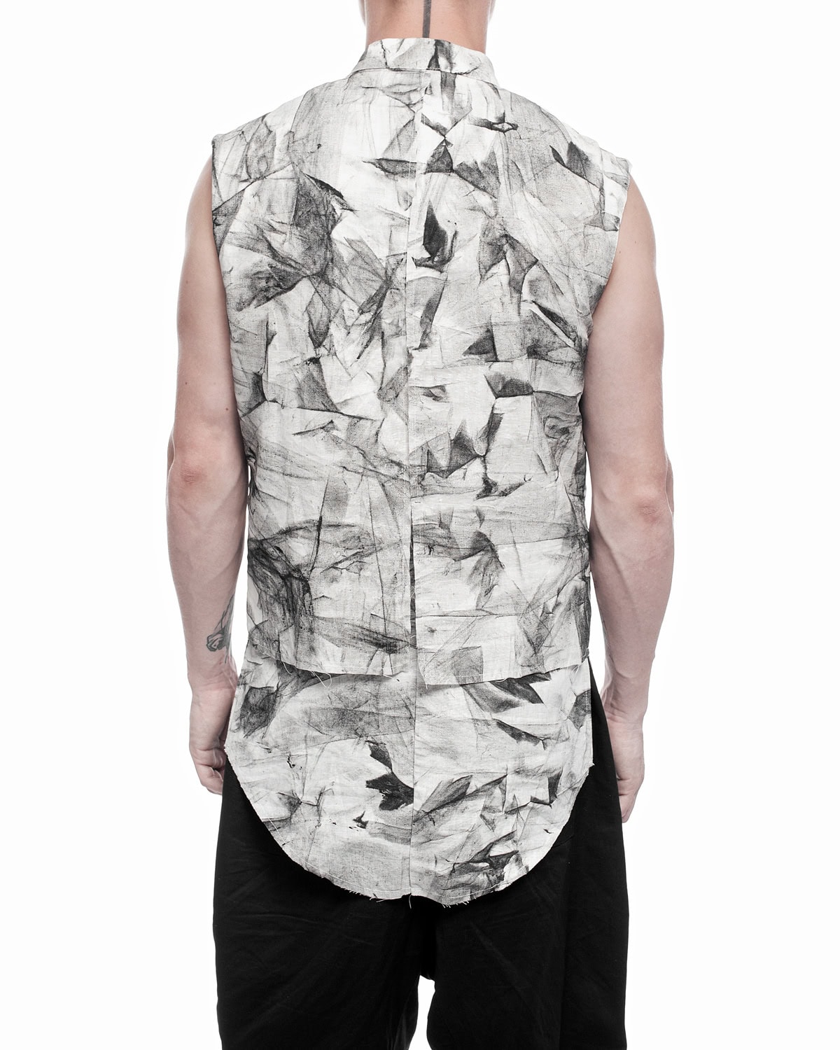 Standing Collar Sleeveless Object Dyed Shirt - Image 6