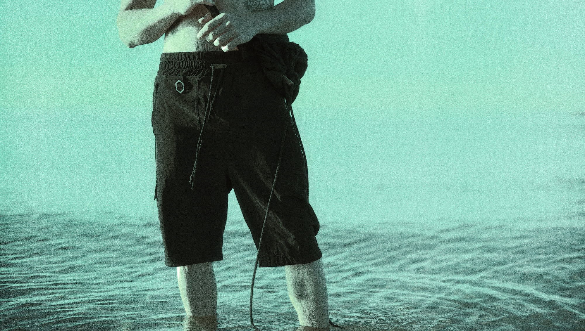 minoar-summer-epitome-visuals-swimwear (5)