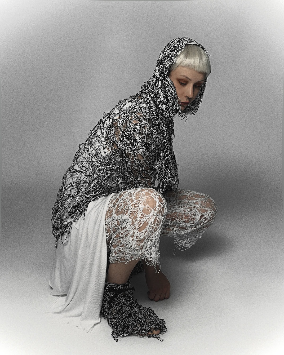 minoar-neutralism-editorial 12