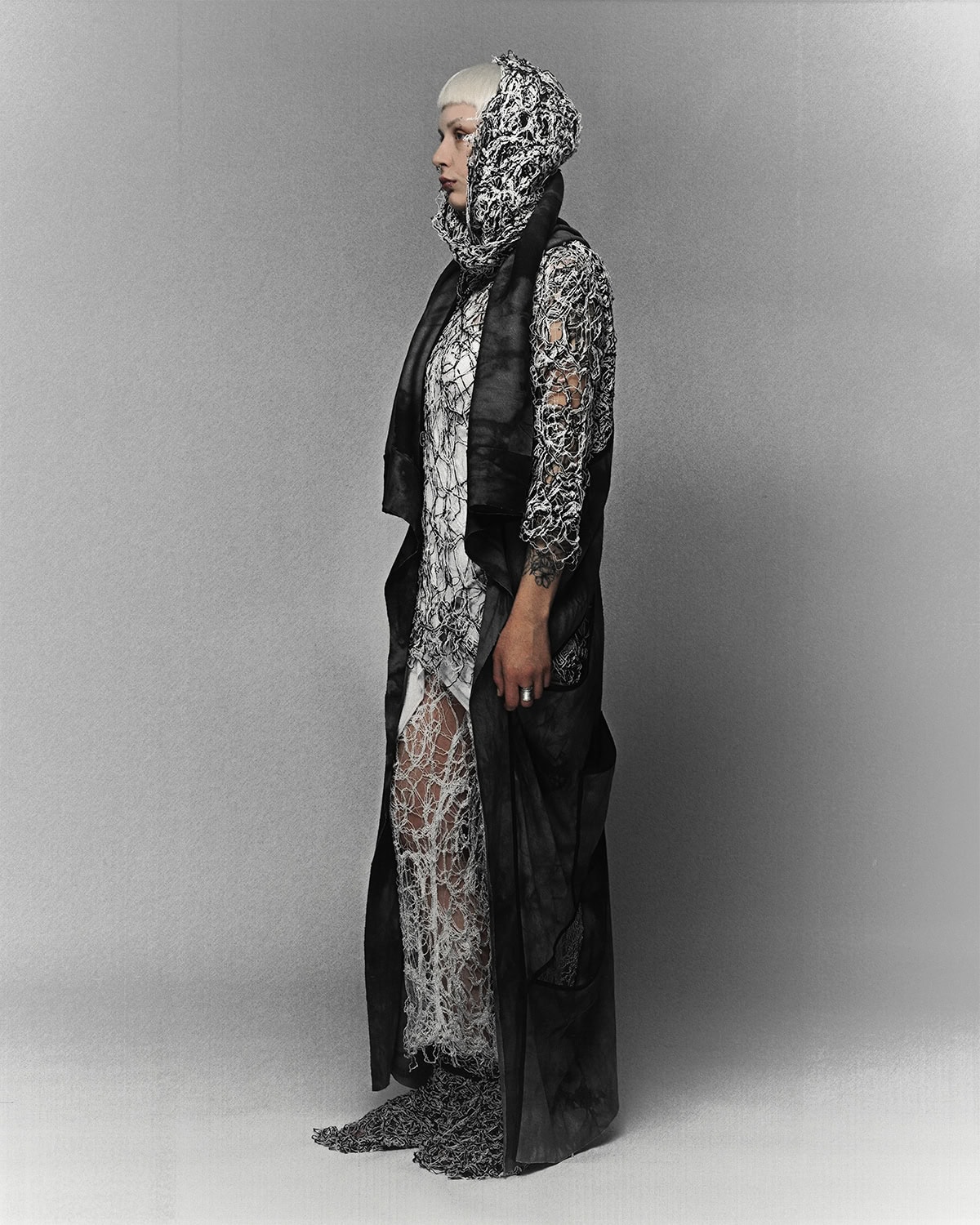 minoar-neutralism-editorial 13