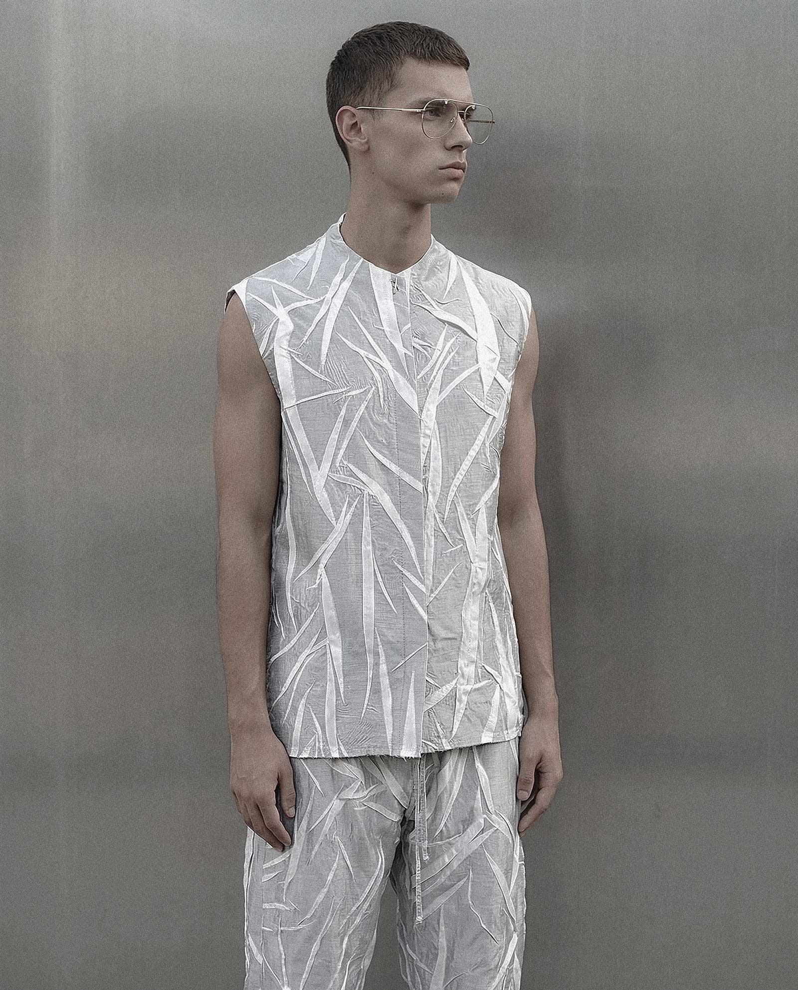 minoar-series-white (3)