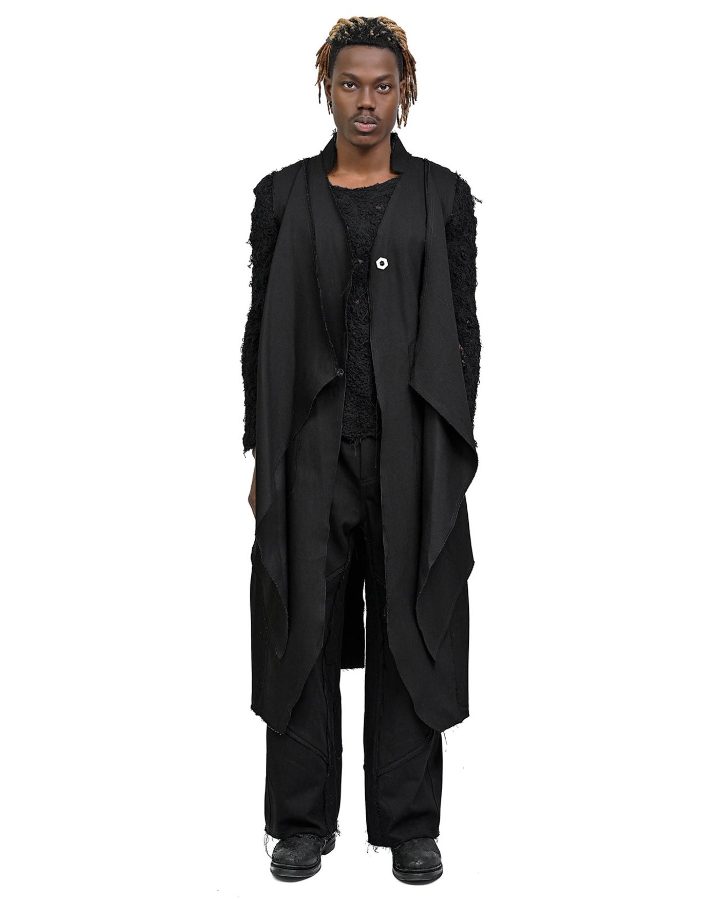 Hexa Long Layers Sleeveless Coat