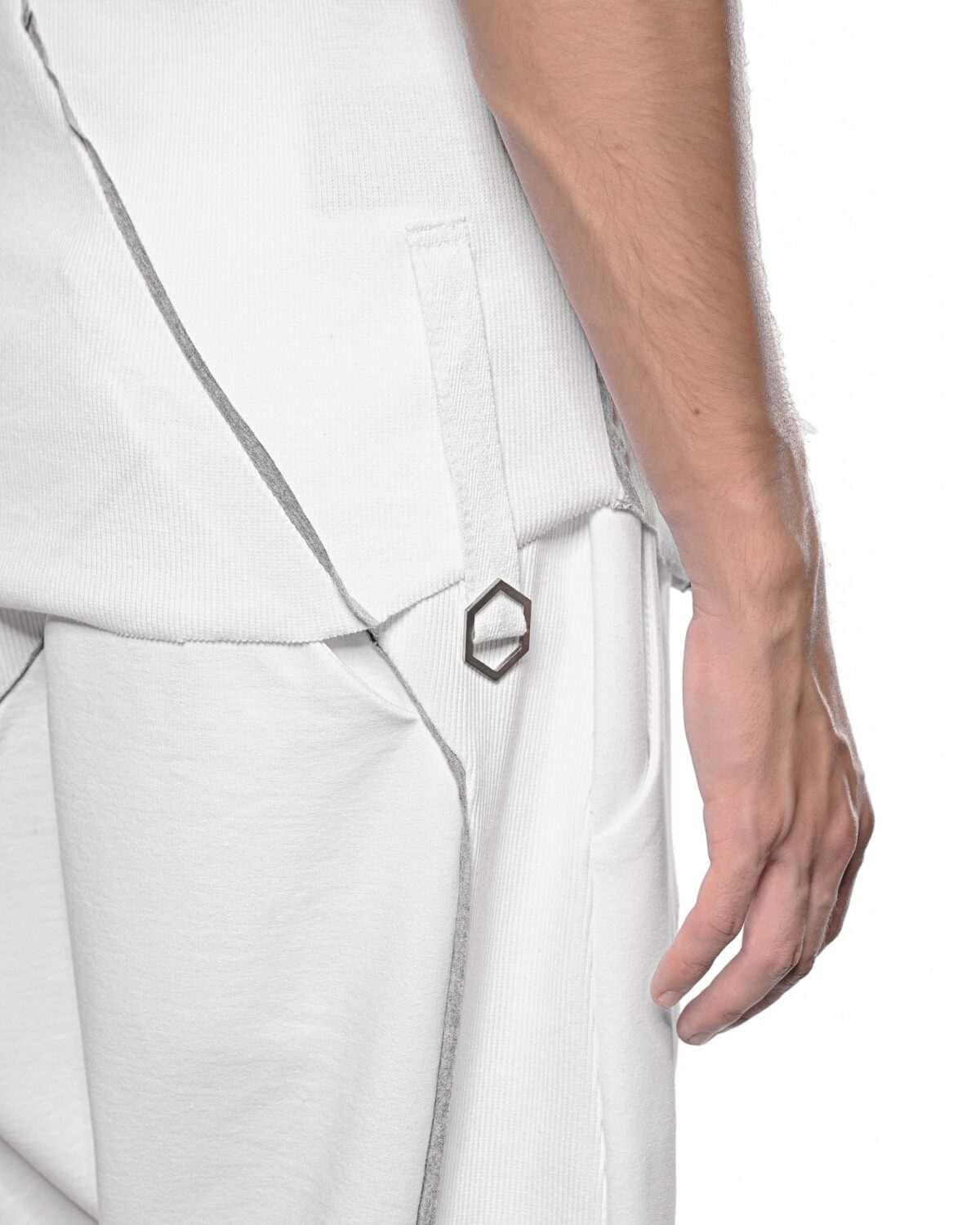 MINOAR - Cluster External Seam Tank Top, Men's white cotton top with external seam detail - 8