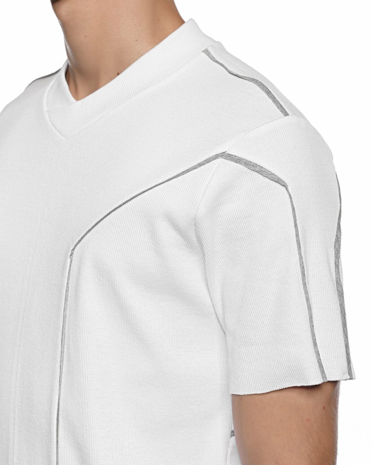 MINOAR - Cluster External Seam T-shirt, Men's white cotton T-shirt with external seam detail - 5
