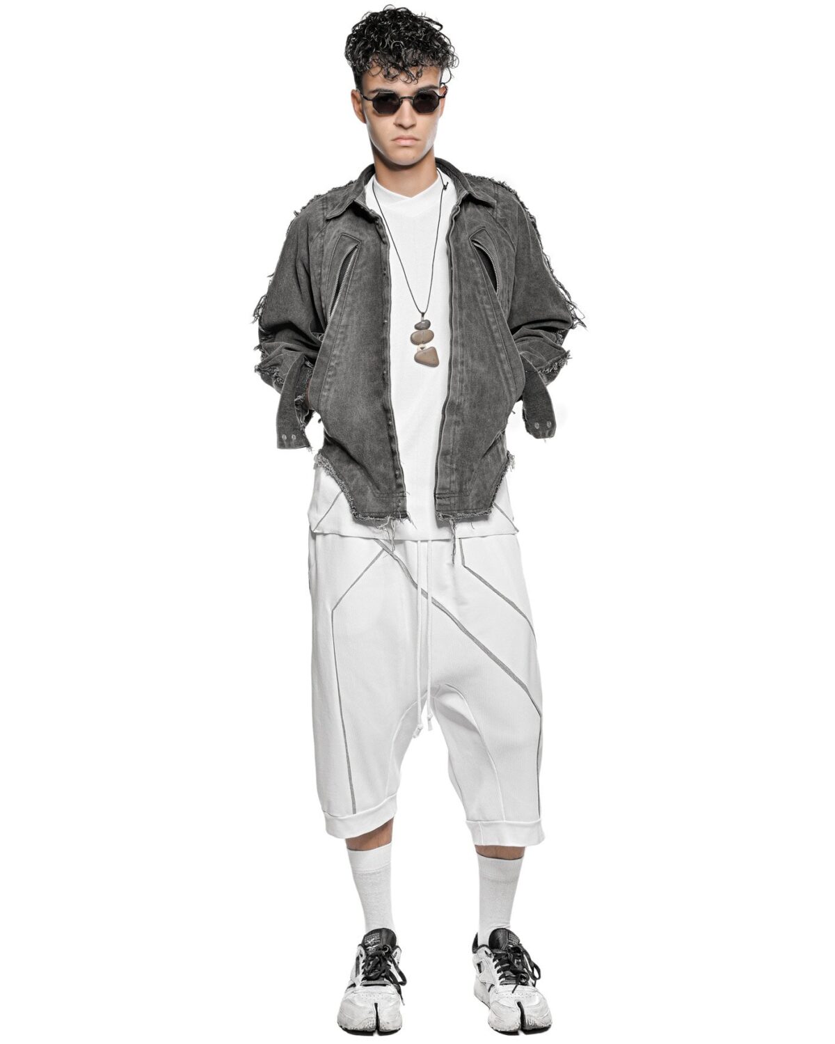 MINOAR - Cluster External Seam T-shirt, Men's white cotton T-shirt with external seam detail - 8