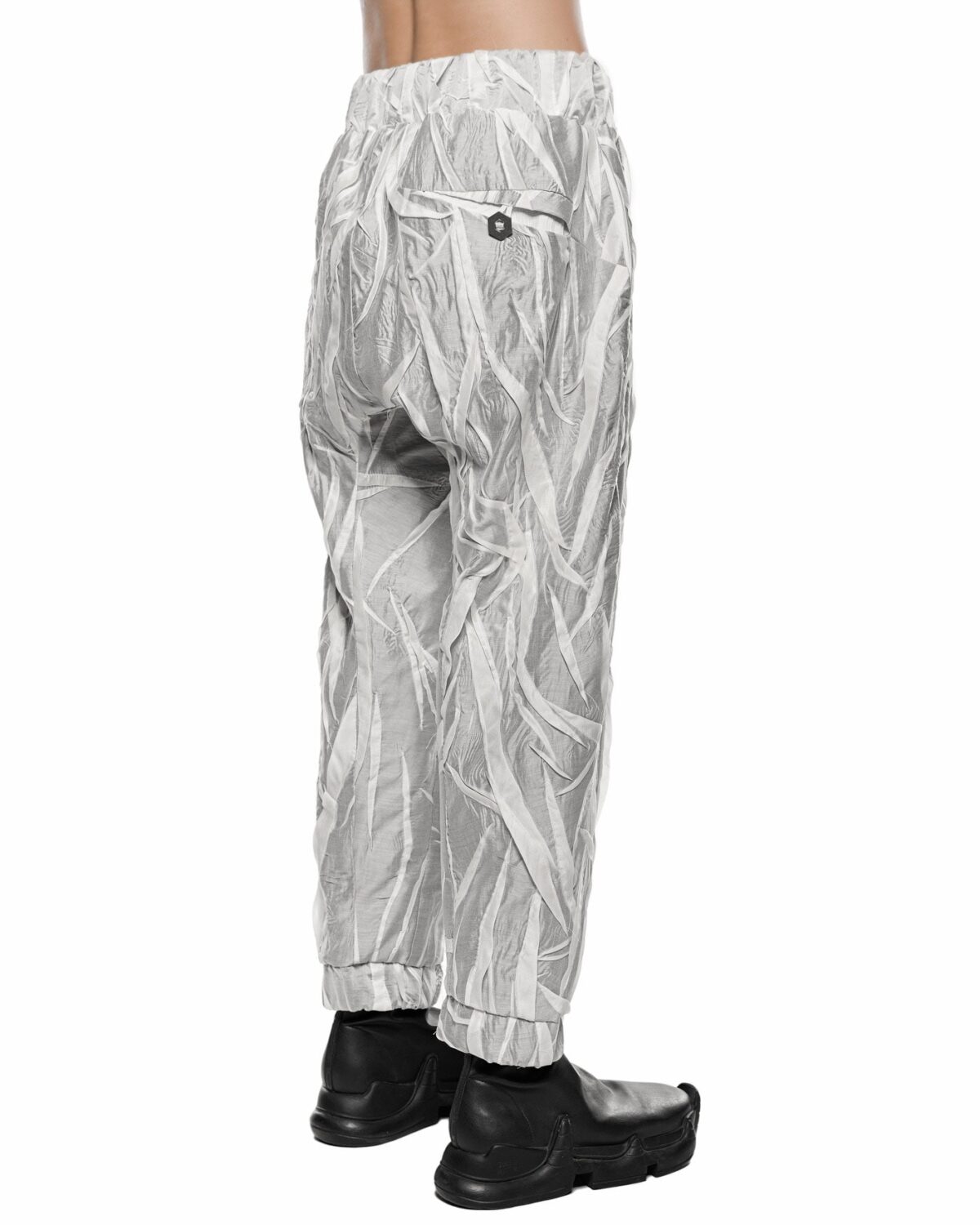 MINOAR - Diffuse Crushed Shell Pants, Men's white lyocell pants with diagonal welt pockets - 6