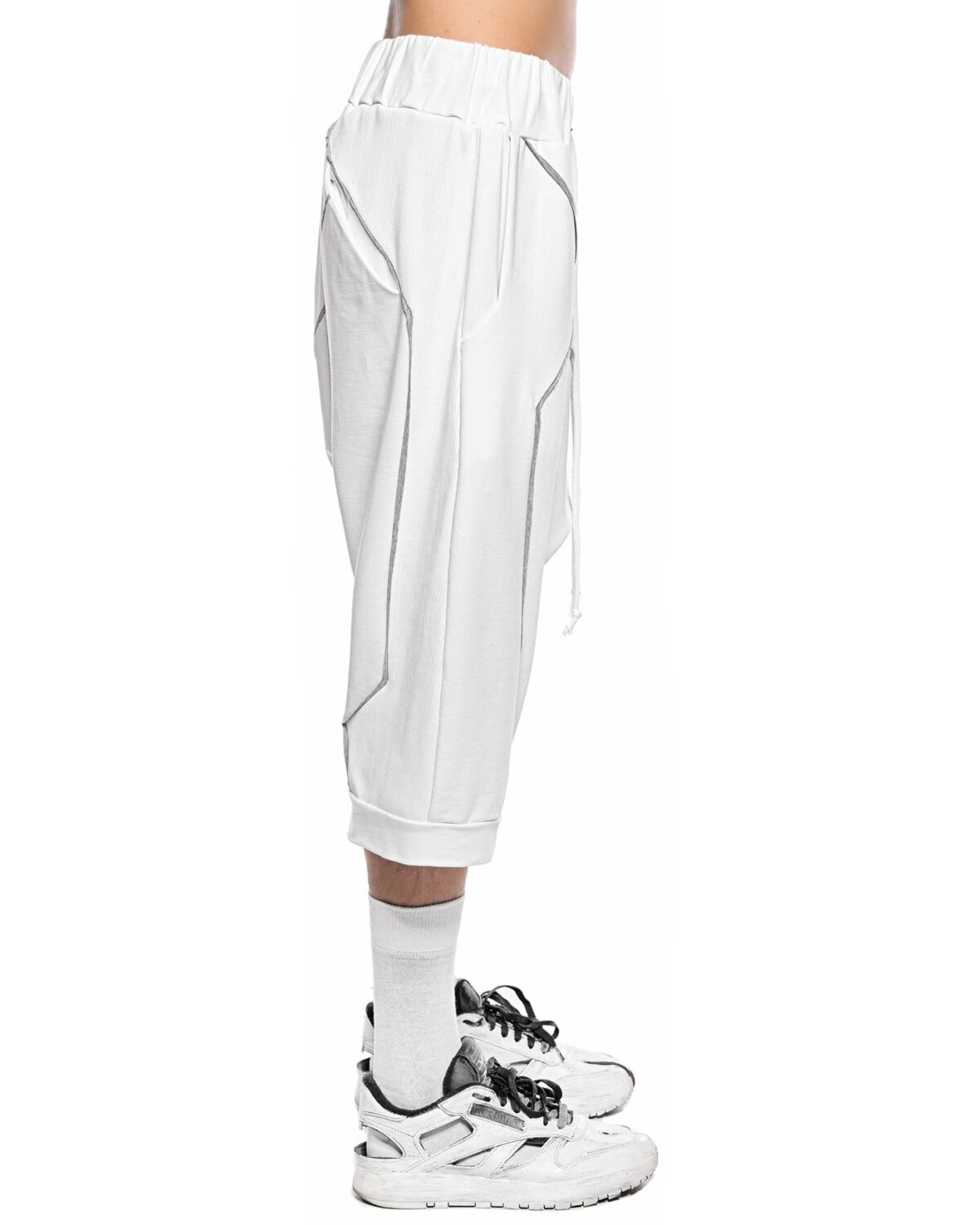 MINOAR - Cluster Panel Drop Crotch Shorts, Men's white cotton shorts with drop-crotch silhouette - 5