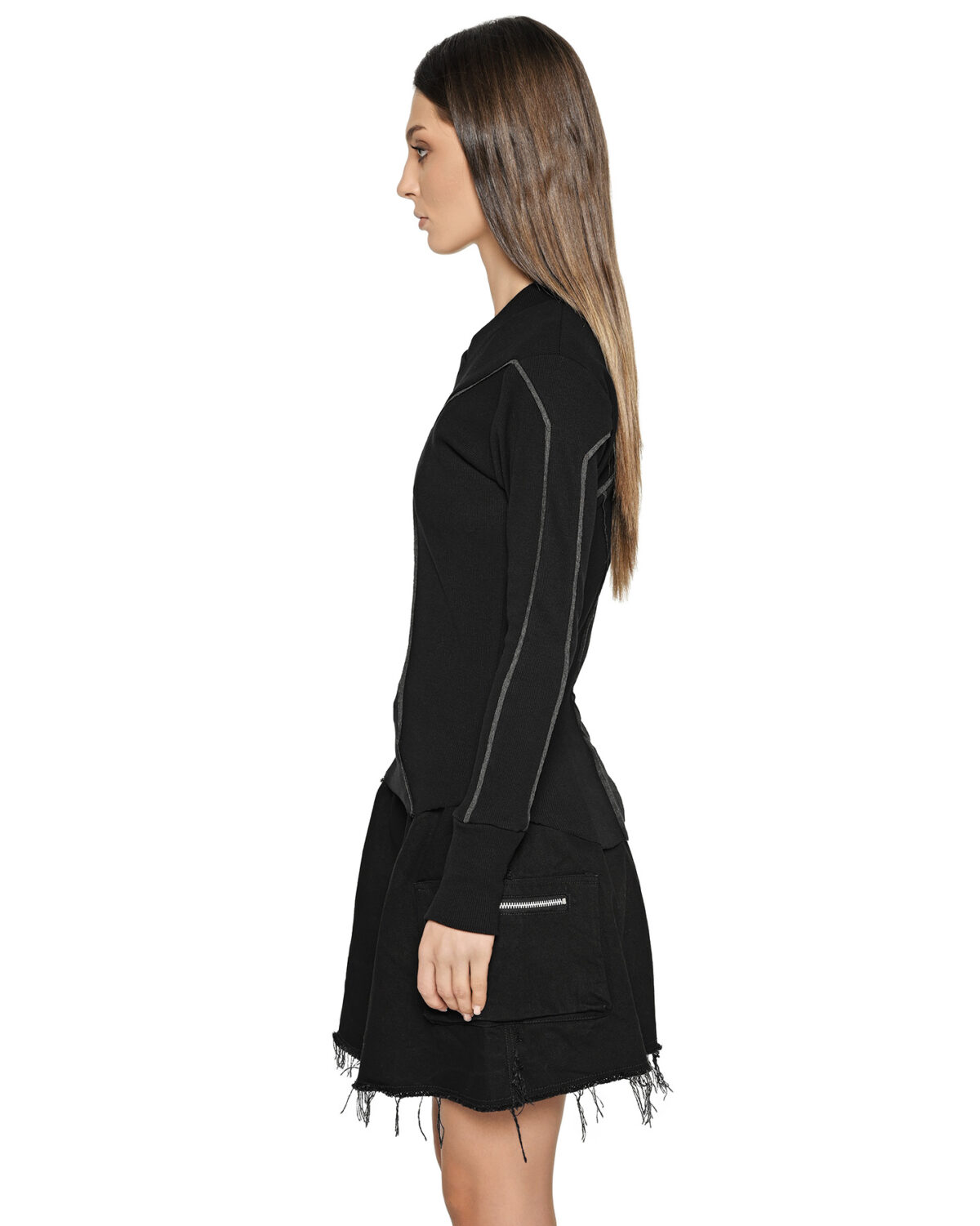 MINOAR - Cluster Long Sleeve T-shirt, Women's black cotton long sleeve T-shirt with external seam detail - 4