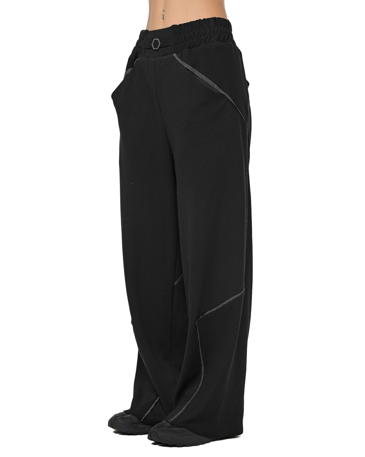 MINOAR - Cluster Panel Flare Pants, Women's black cotton pants with multi-panel construction - 3