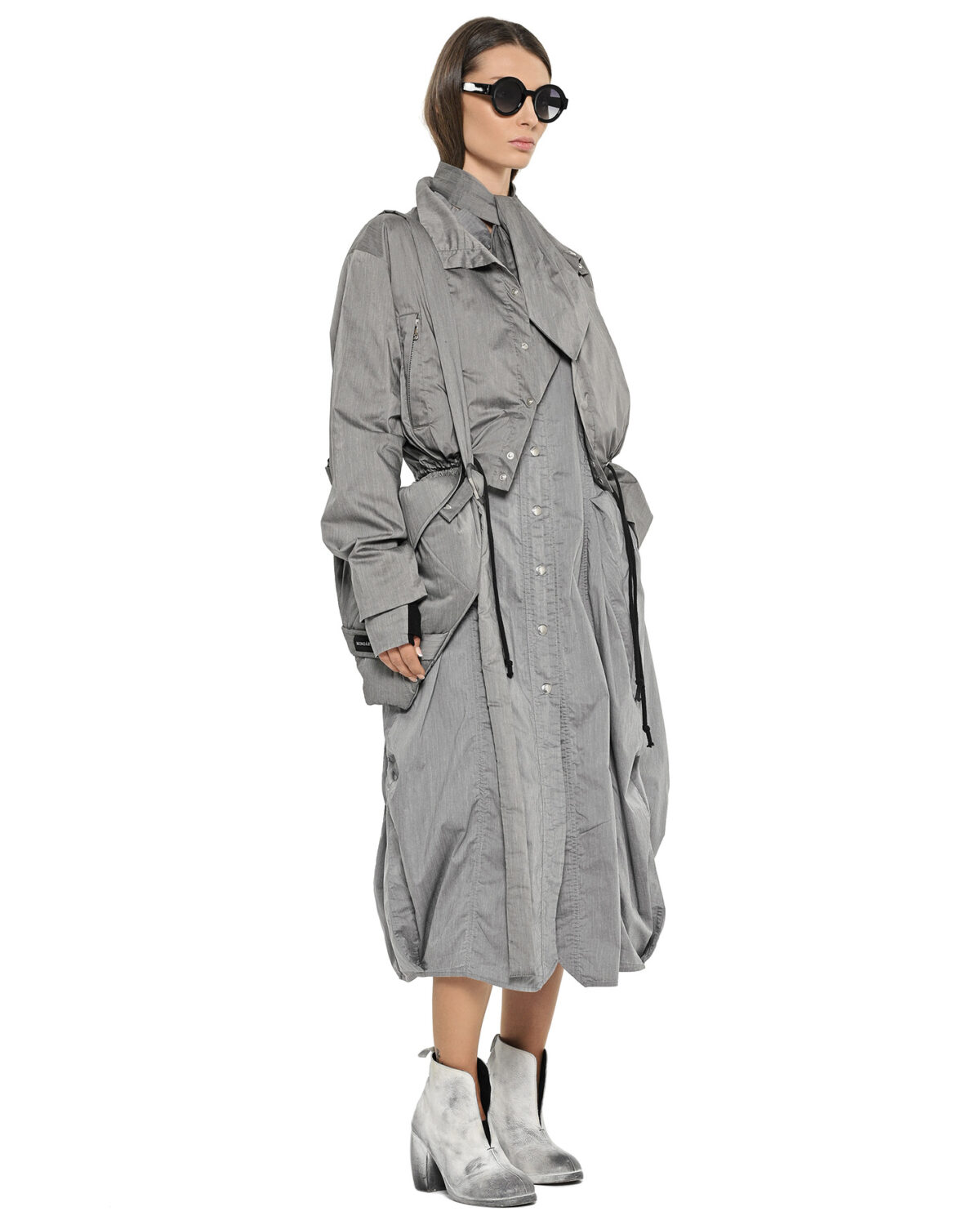MINOAR - Stellar Tech Crop Jacket, Women's grey cotton jacket with thumb openings - 7