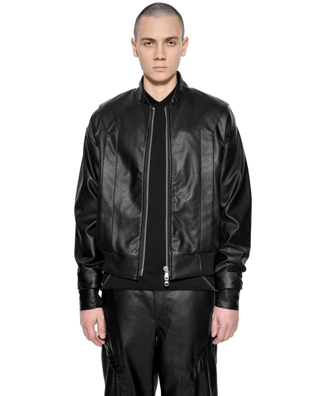 MINOAR - Apex Leather Segment Bomber Jacket, Men's black leather jacket with steel hardware detail - 3