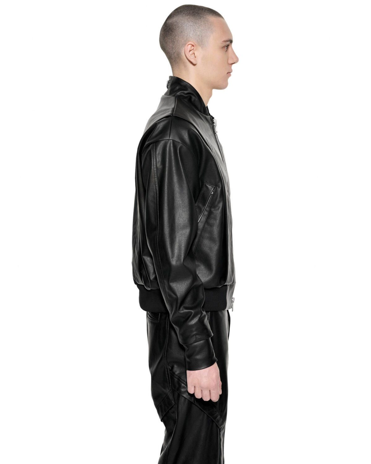 MINOAR - Apex Leather Segment Bomber Jacket, Men's black leather jacket with steel hardware detail - 5
