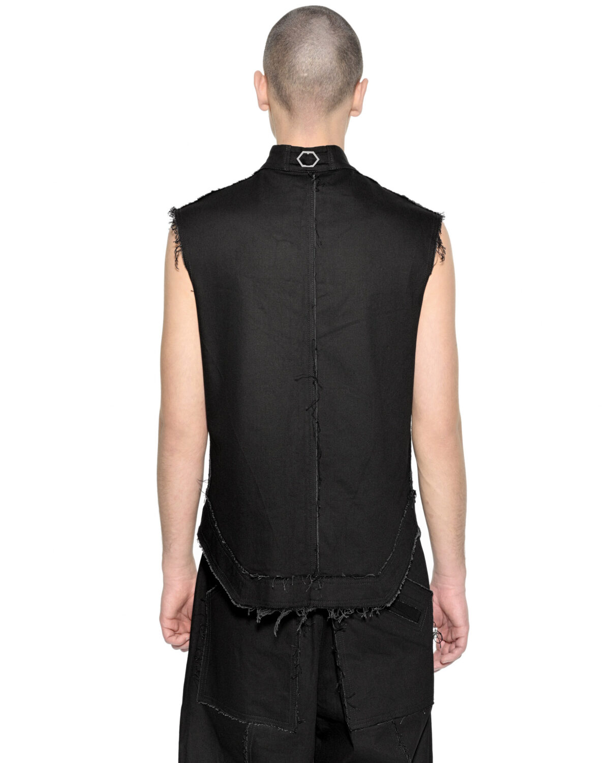 MINOAR - Fracture Sleeveless Denim Shirt, Men's black cotton shirt with raw frayed edges - 6