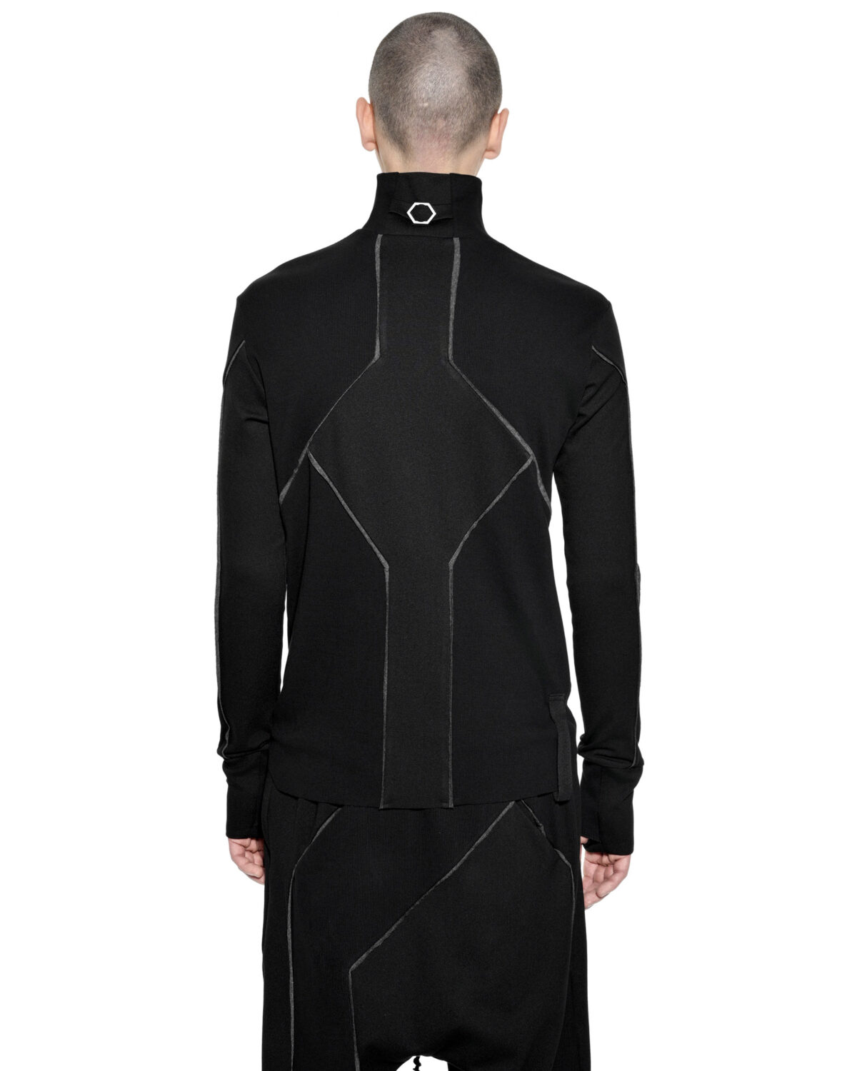 MINOAR - Cluster External Seam Collar Sweater, Men's black cotton sweater with external seam detail - 4