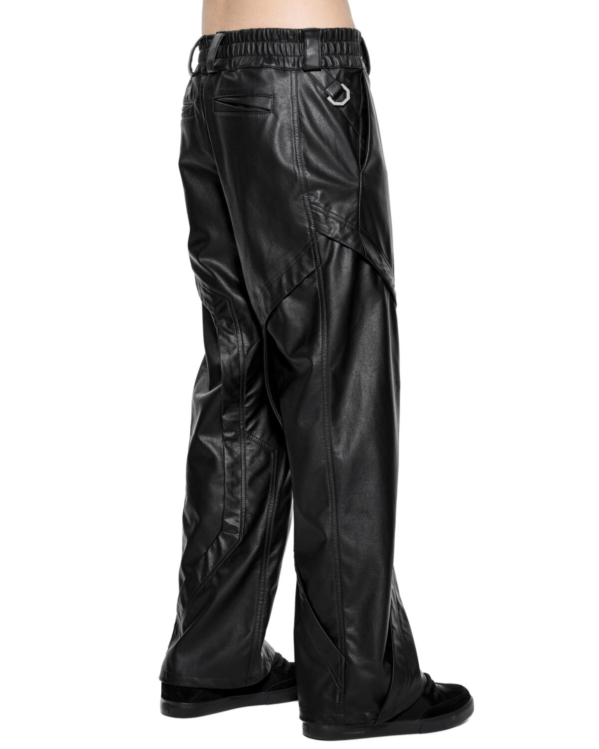 MINOAR - Apex Leather Segment Trousers, Men's black leather trousers with diagonal welt pockets - 5