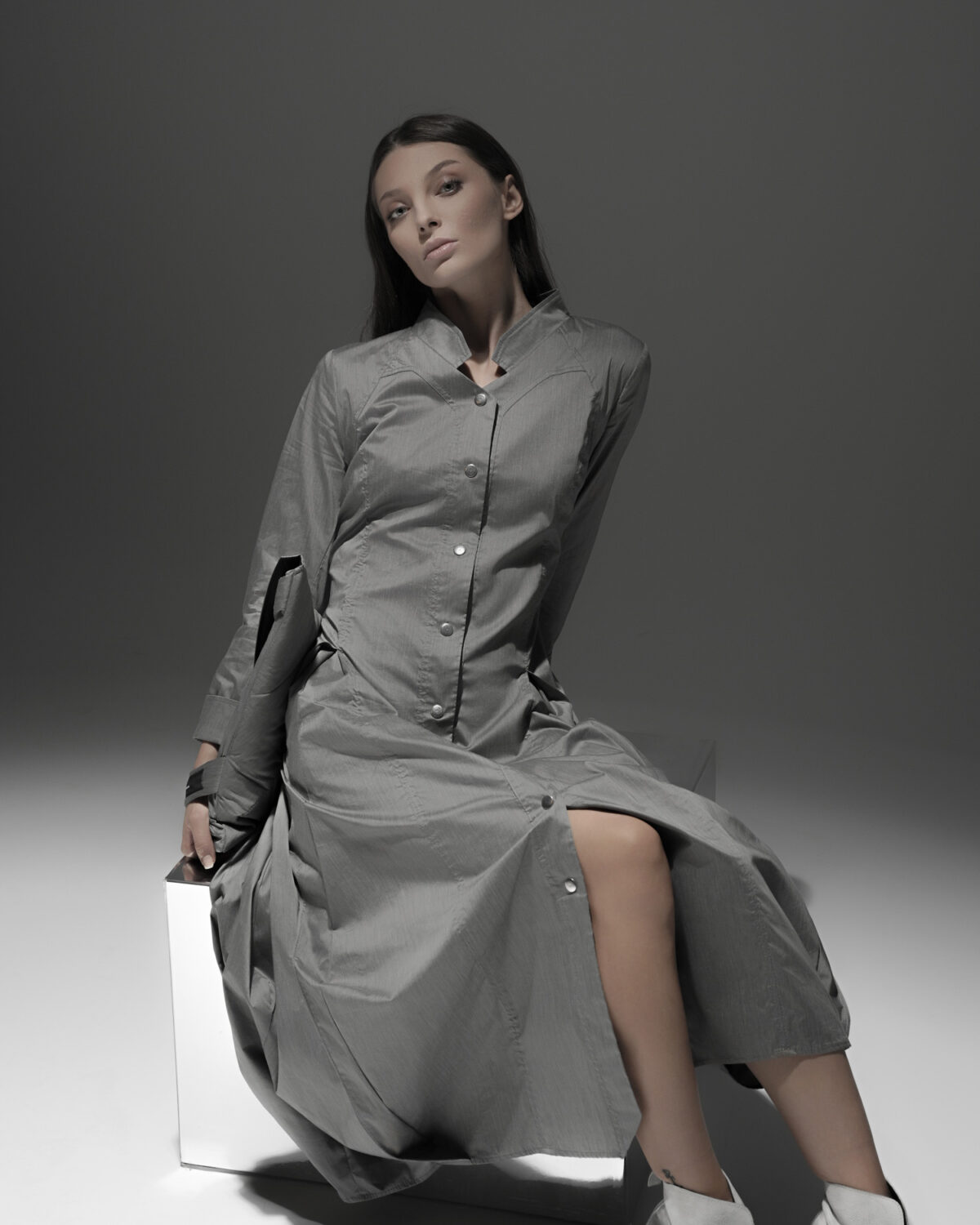 MINOAR - Gravity Inox Shirt Dress, Women's grey cotton dress with multi-segment construction - 11
