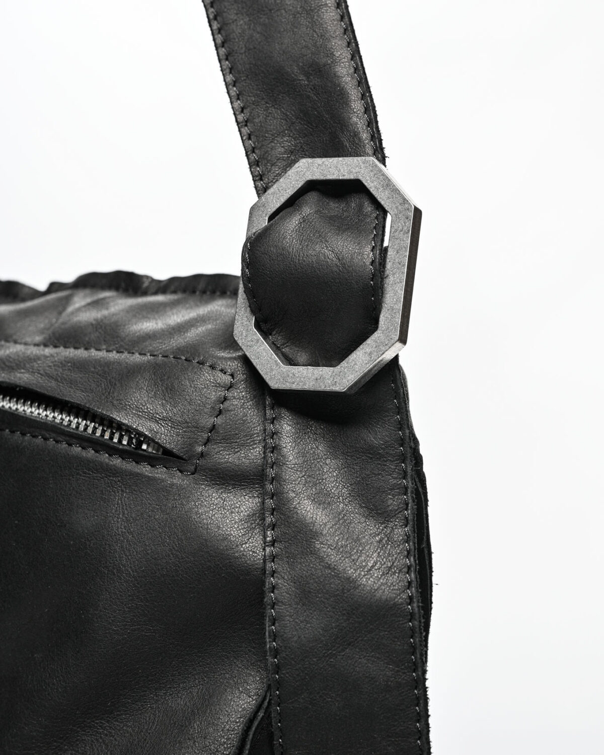 MINOAR - Titan Horse Leather Shoulder bag - 5