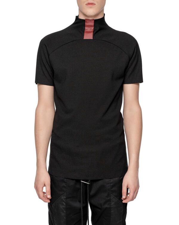 MINOAR - Red Charge Collar Construct T-Shirt, Men's black cotton T-shirt with multi-segment construction - 1