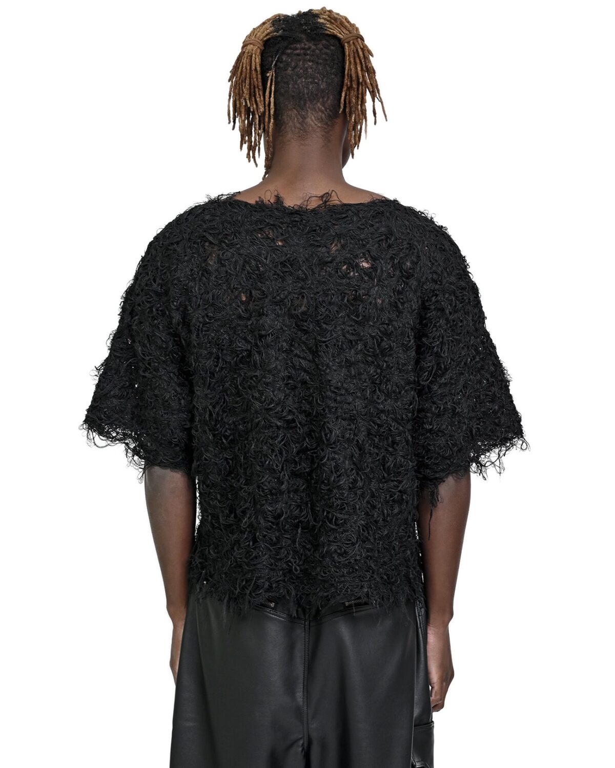 MINOAR - Fiber Bond Loose Crop Cut T-shirt, Men's black viscose T-shirt with Fiber-Bond texture - 3