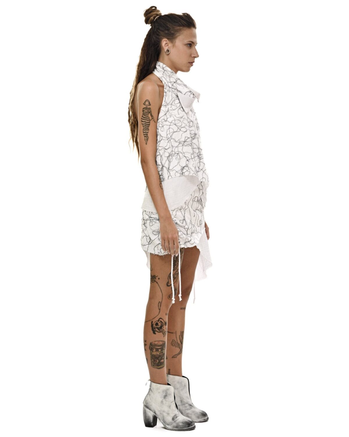 MINOAR - Diffused Layers Collar Open Dress, Women's white cotton dress with Fiber-Bond texture - 3