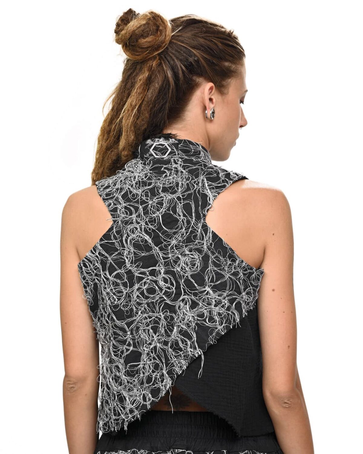 MINOAR - Contrast Angle Construct Vest, Women's black cotton vest with multi-segment construction - 6