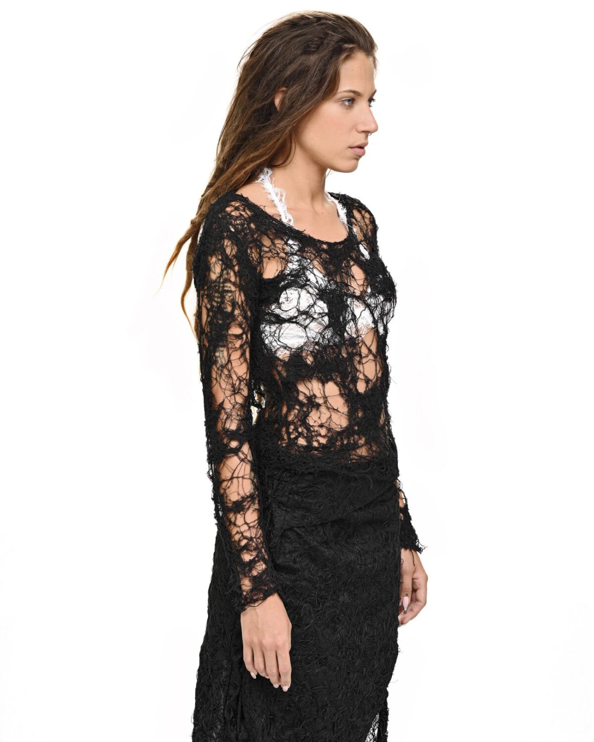 MINOAR - Fiber Bond Soft Sheer Black Top, Women's black cotton top with Fiber-Bond texture - 3