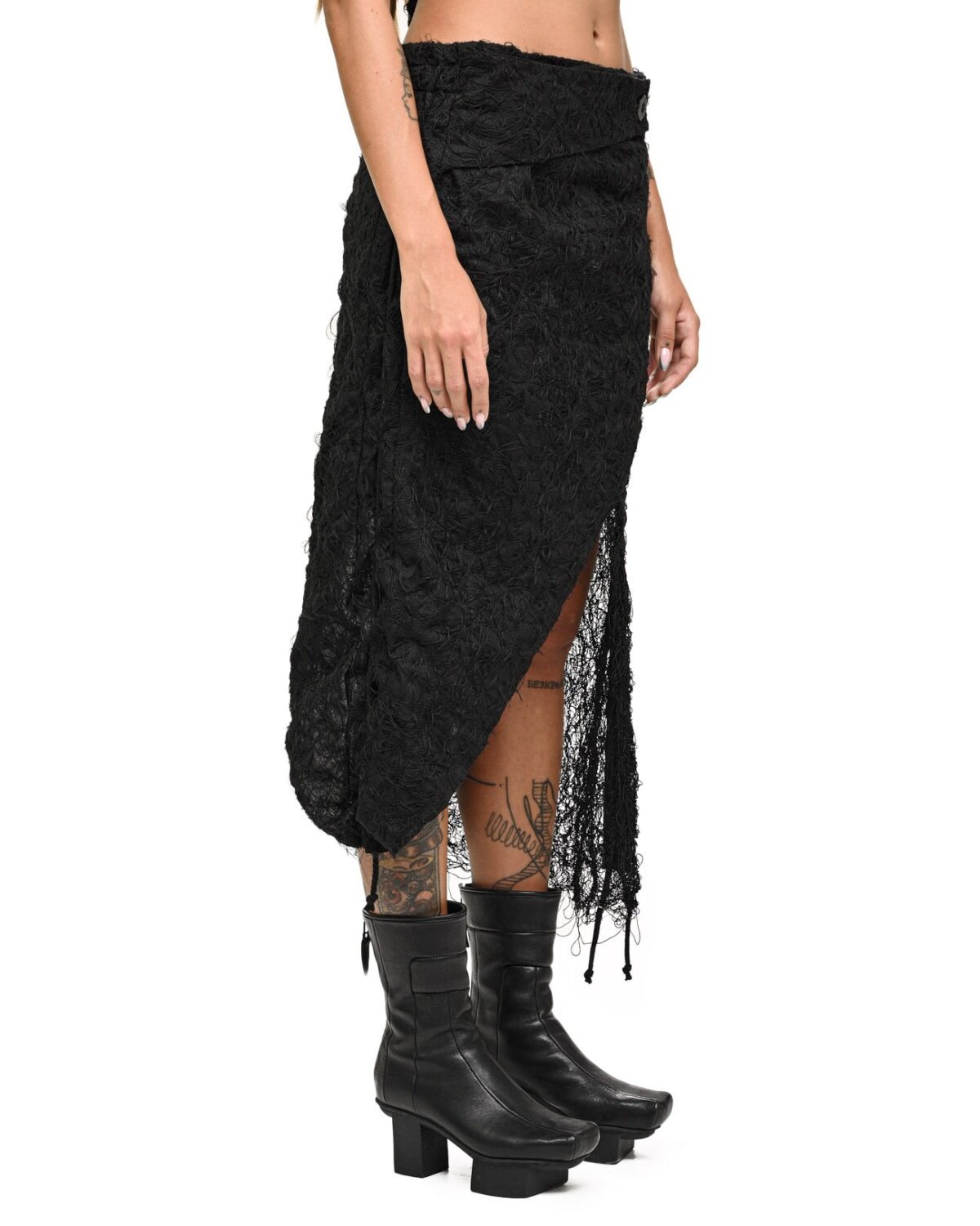 MINOAR - Fiber Bond Drape Construct Skirt, Women's black cotton skirt with Fiber-Bond texture - 3
