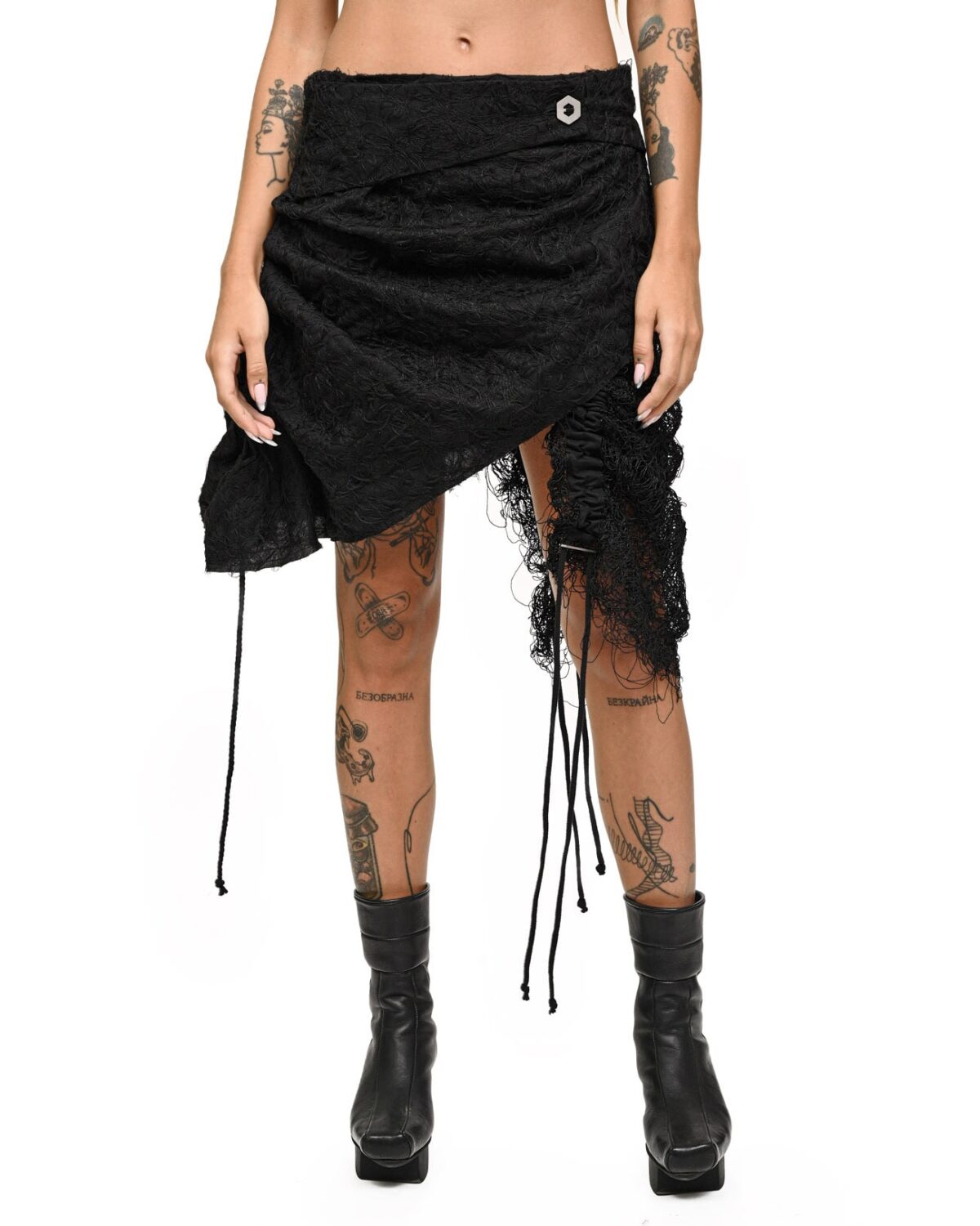 MINOAR - Fiber Bond Drape Construct Skirt, Women's black cotton skirt with Fiber-Bond texture - 4