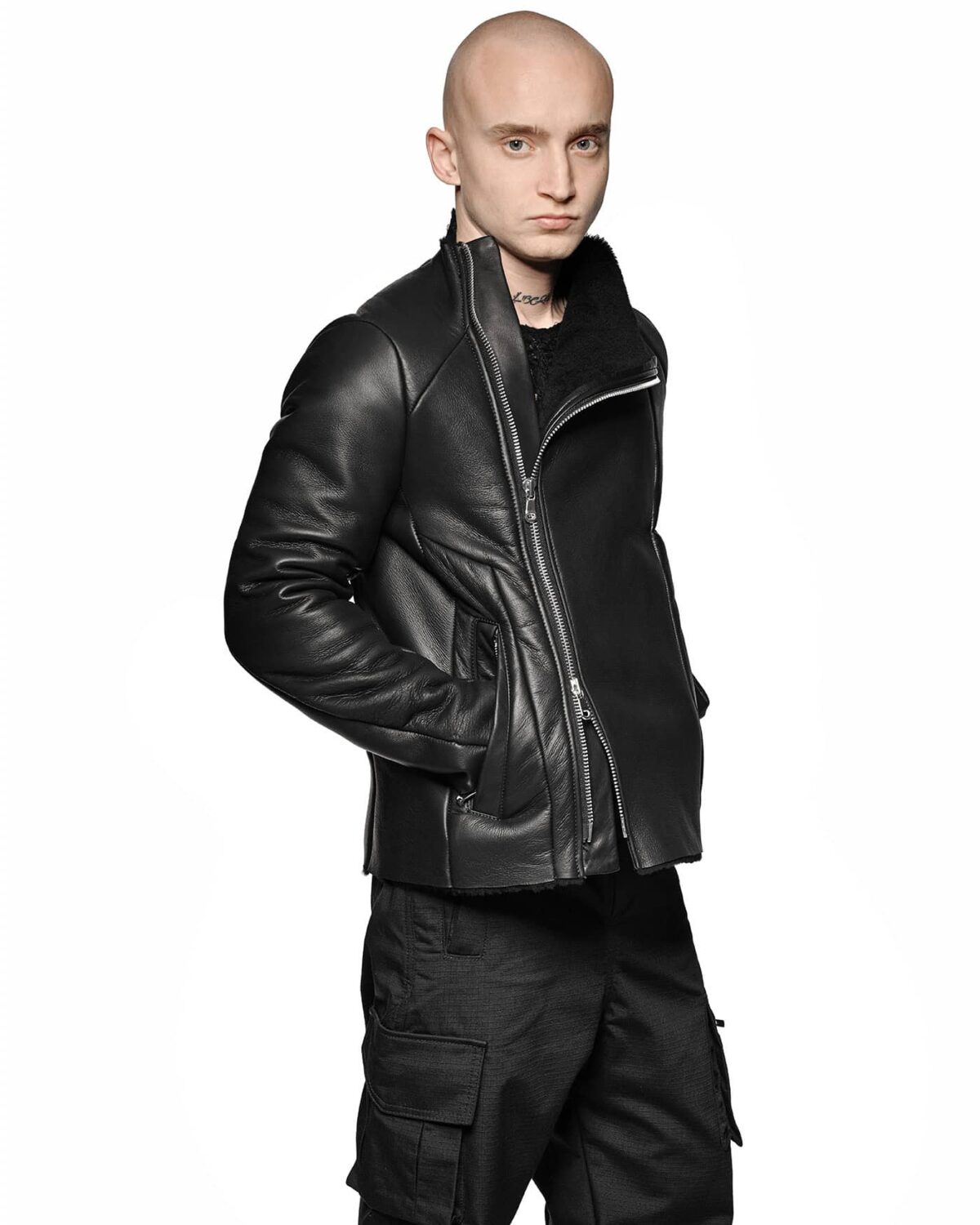 MINOAR - Shearling Multi-Cut Leather Jacket, Men's black leather jacket with steel hardware detail - 10