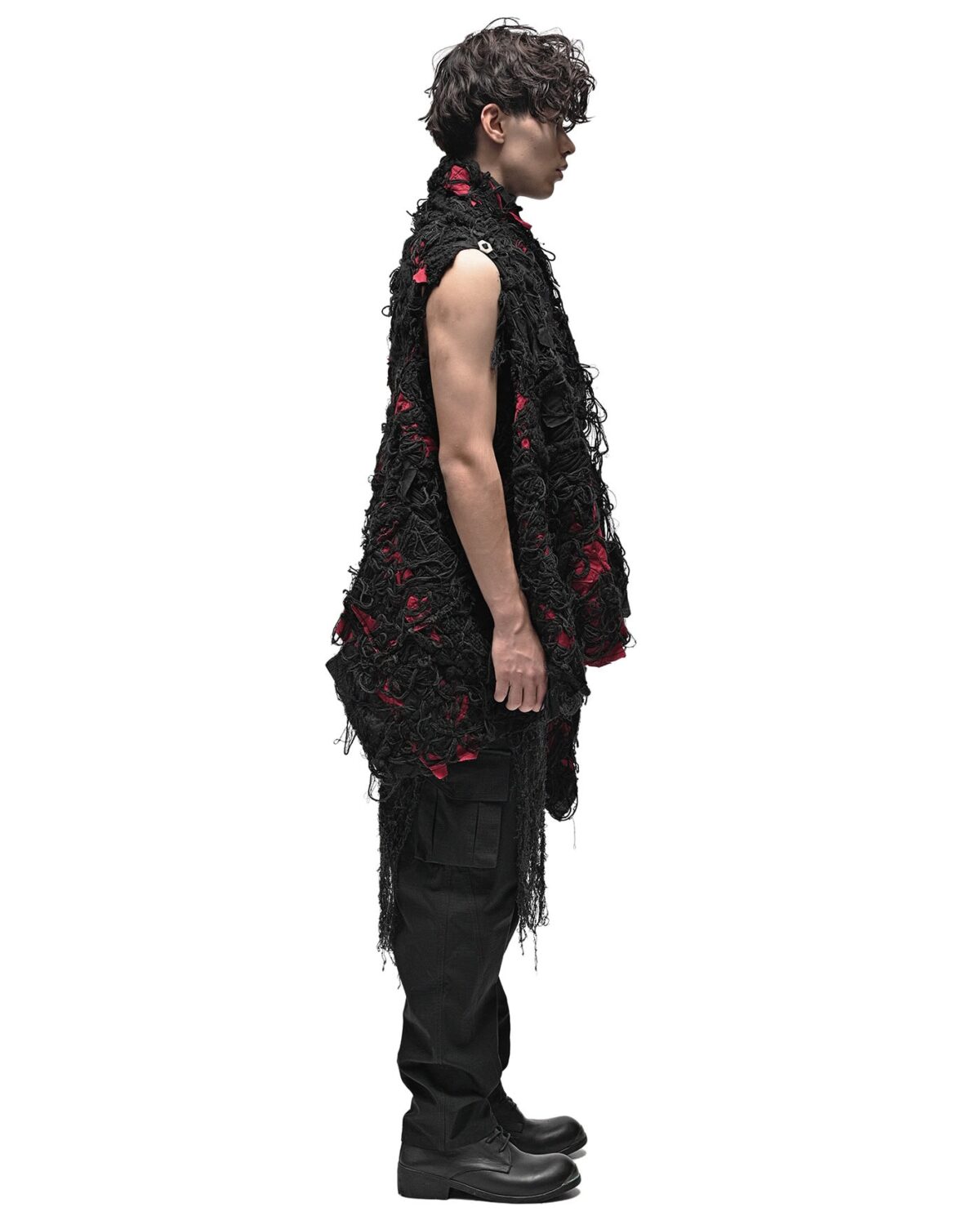 MINOAR - Fiber Bond Patch Volume Sleeveless Cardigan, Men's black cotton cardigan with Fiber-Bond texture - 5