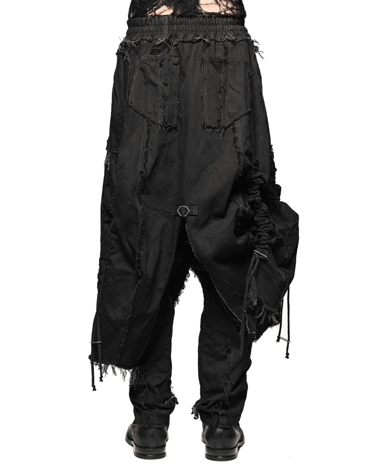 MINOAR - Cargo Volume Transform Denim Skirt, Men's black cotton skirt with cargo pocket detail - 7