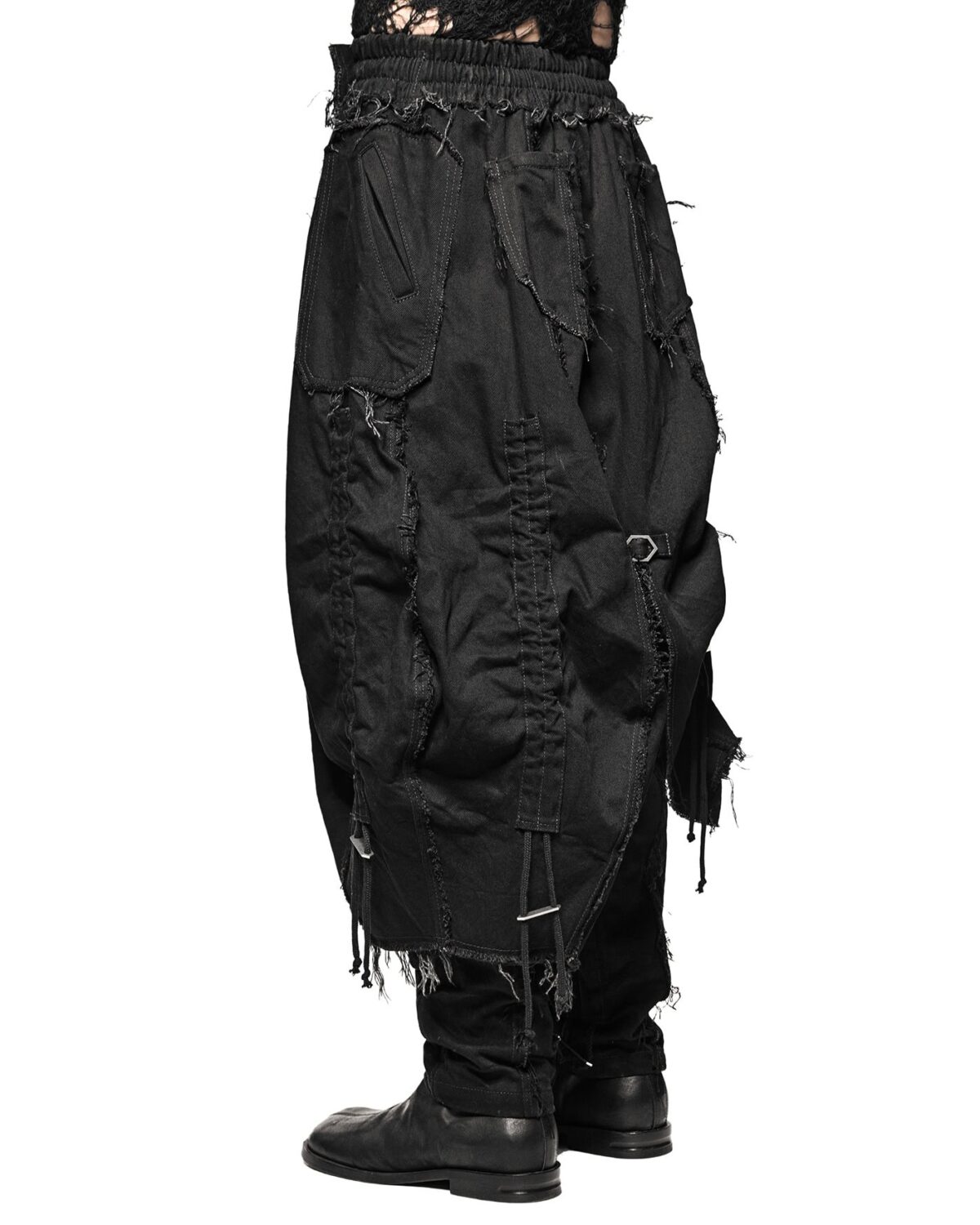 MINOAR - Cargo Volume Transform Denim Skirt, Men's black cotton skirt with cargo pocket detail - 6