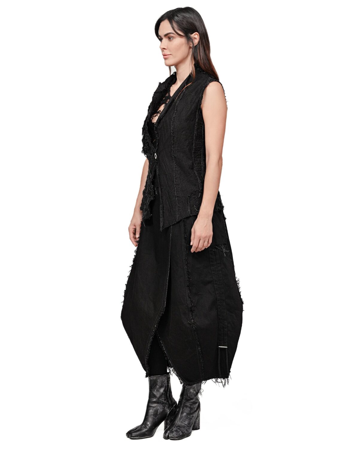 MINOAR - Distressed Linear Split Edge Vest, Women's black cotton vest with multi-segment construction - 5