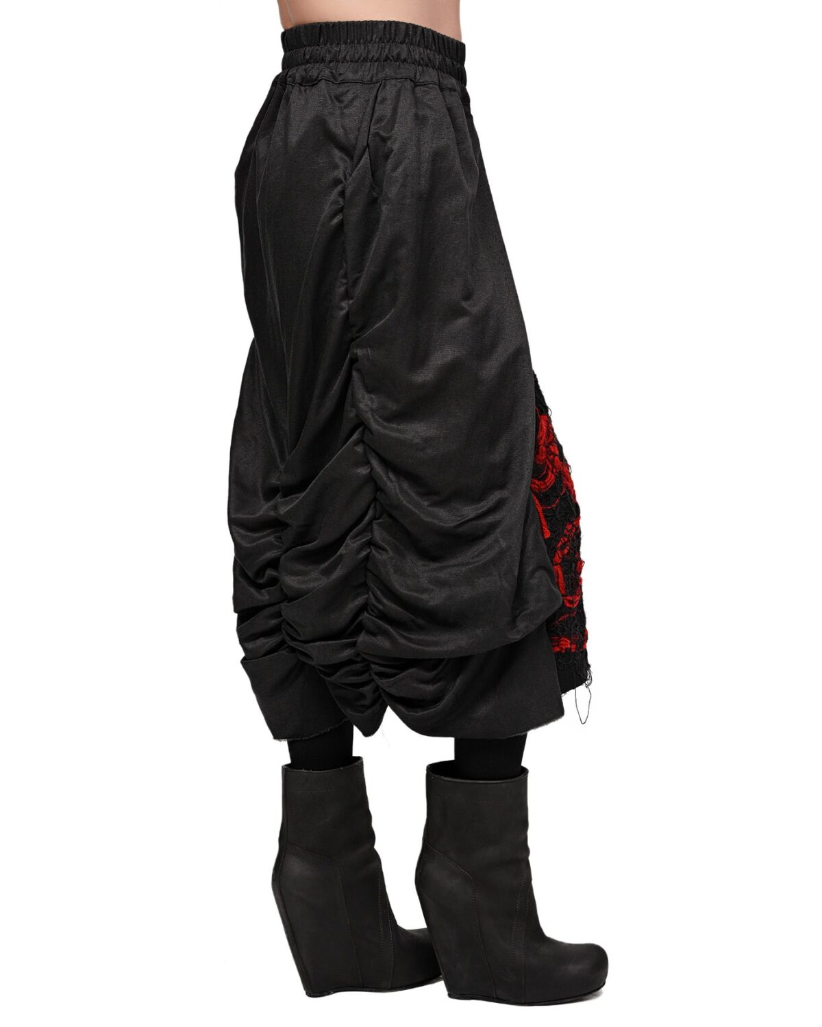 MINOAR - Fiber Bond Magma Layered Skirt, Women's black cotton skirt with Fiber-Bond texture - 5