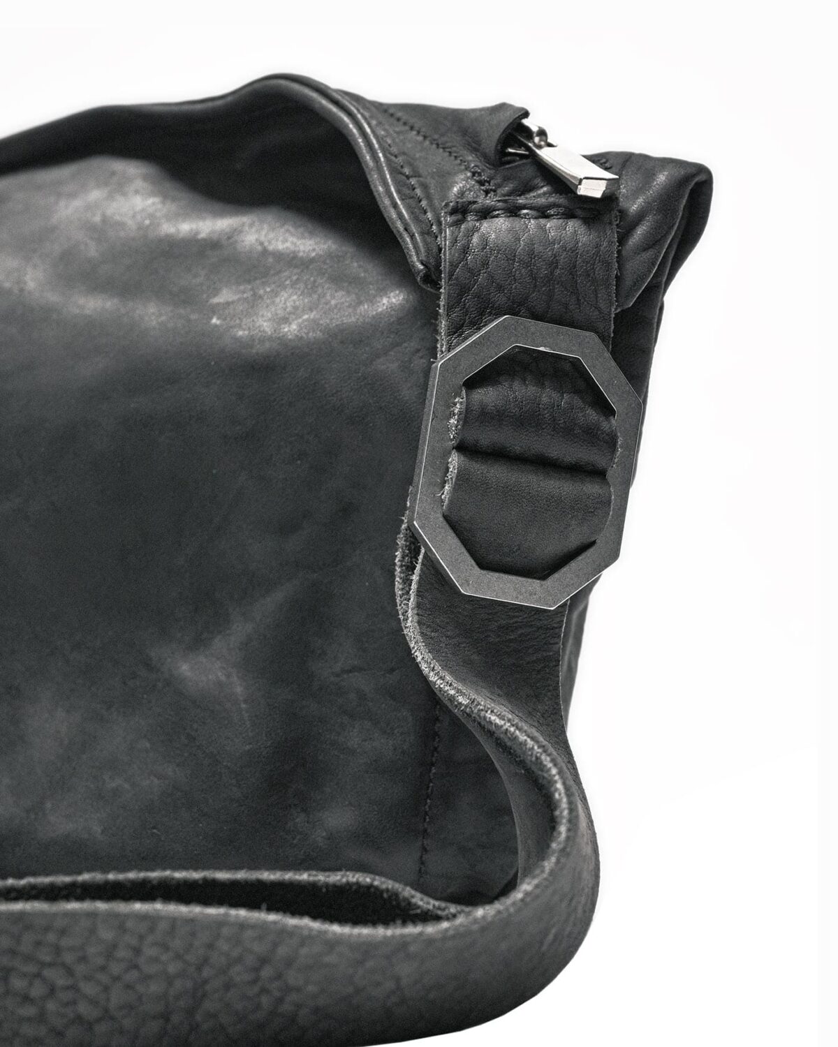 MINOAR - Horse Large Bull Shoulder Bag - 8